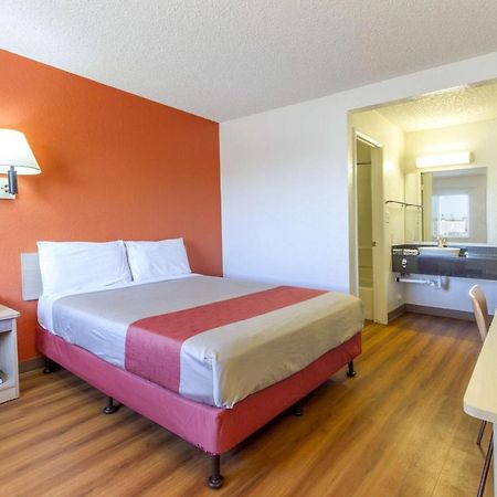 Motel 6-Phoenix, Az - Airport - 24Th Street Zewnętrze zdjęcie