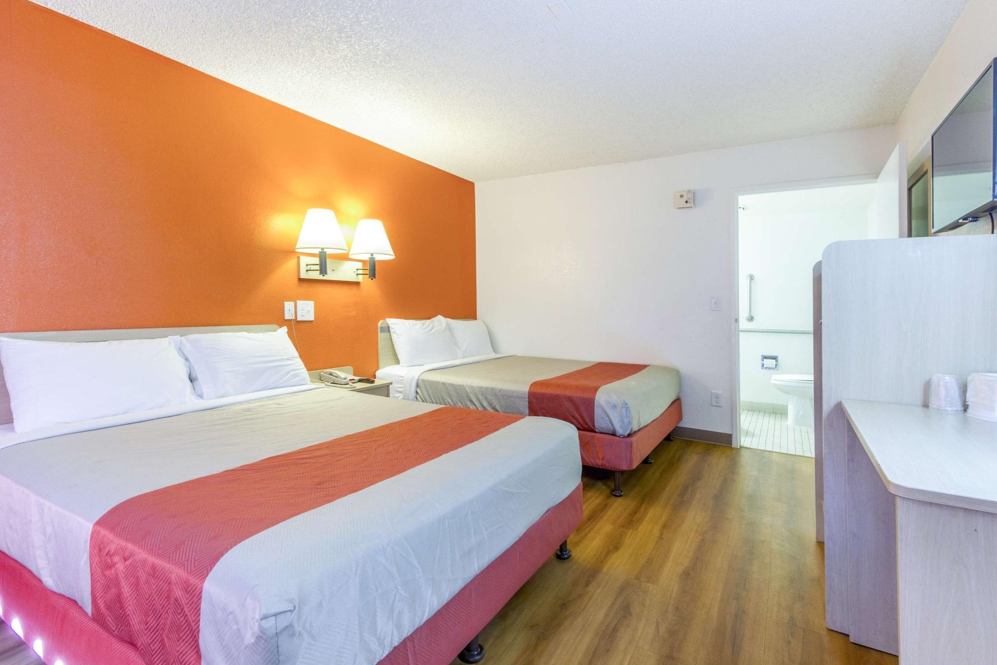 Motel 6-Phoenix, Az - Airport - 24Th Street Zewnętrze zdjęcie