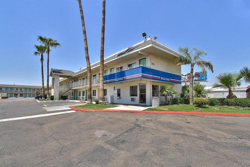 Motel 6-Phoenix, Az - Airport - 24Th Street Zewnętrze zdjęcie